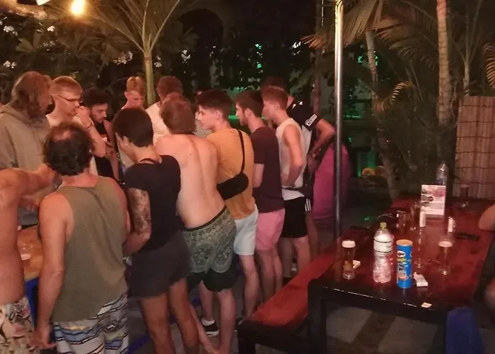 Yolo * Siem Reap